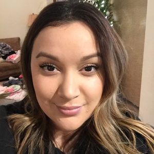 Meet your Posher, Cheri